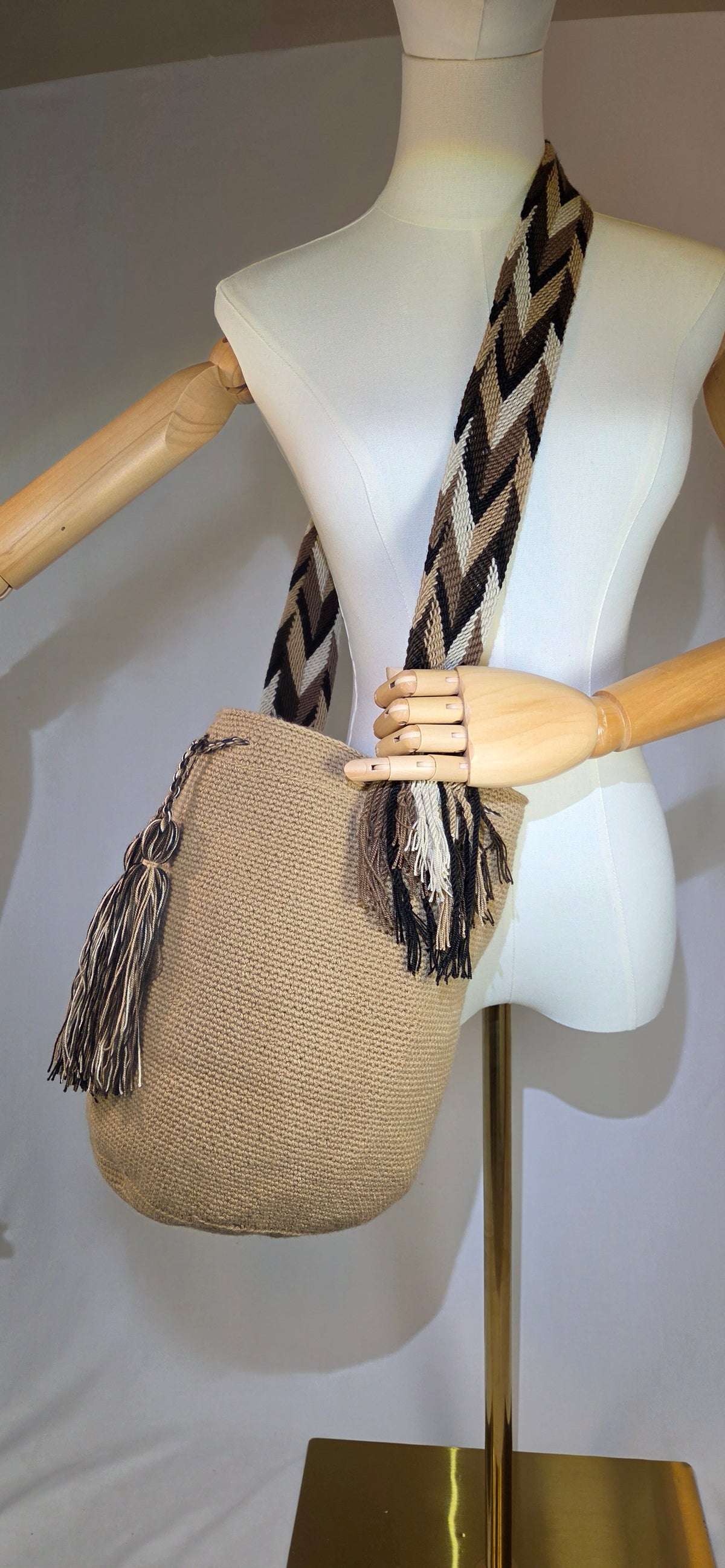 Bag - Large Traditional Solid Color