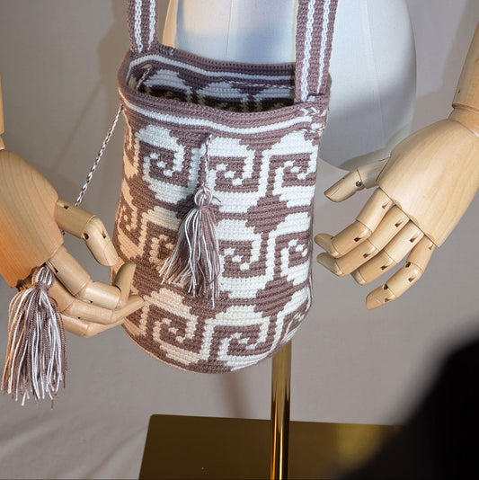 Bag - Medium Traditional