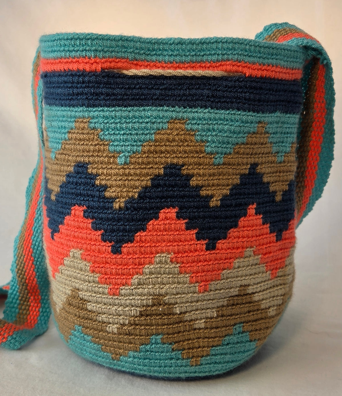 Bag - Medium Traditional